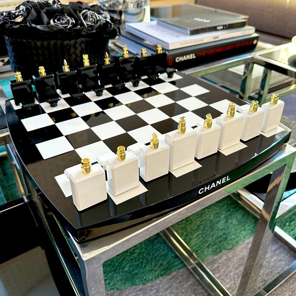 Chanel Limited Edition Perfume Bottle Chess Set - Picture 2 of 6